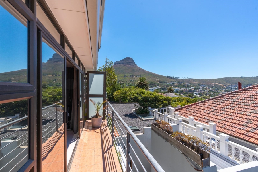 5 Bedroom Property for Sale in Oranjezicht Western Cape